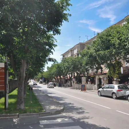 Apartman In Novigrad By Interhome *