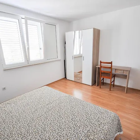 In Novigrad By Interhome Novigrad (Istria)