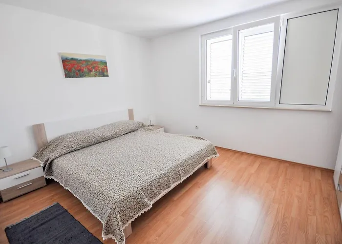 In Novigrad By Interhome Apartman Novigrad (Istria)