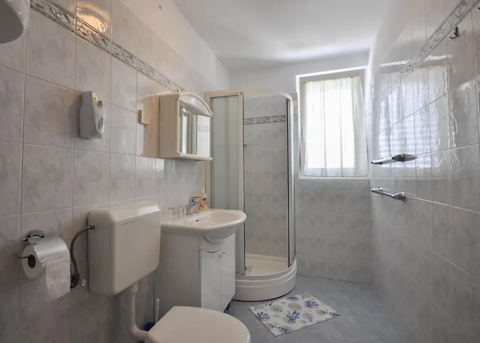 In Novigrad By Interhome Apartman *