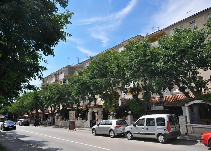 In Novigrad By Interhome Apartman *